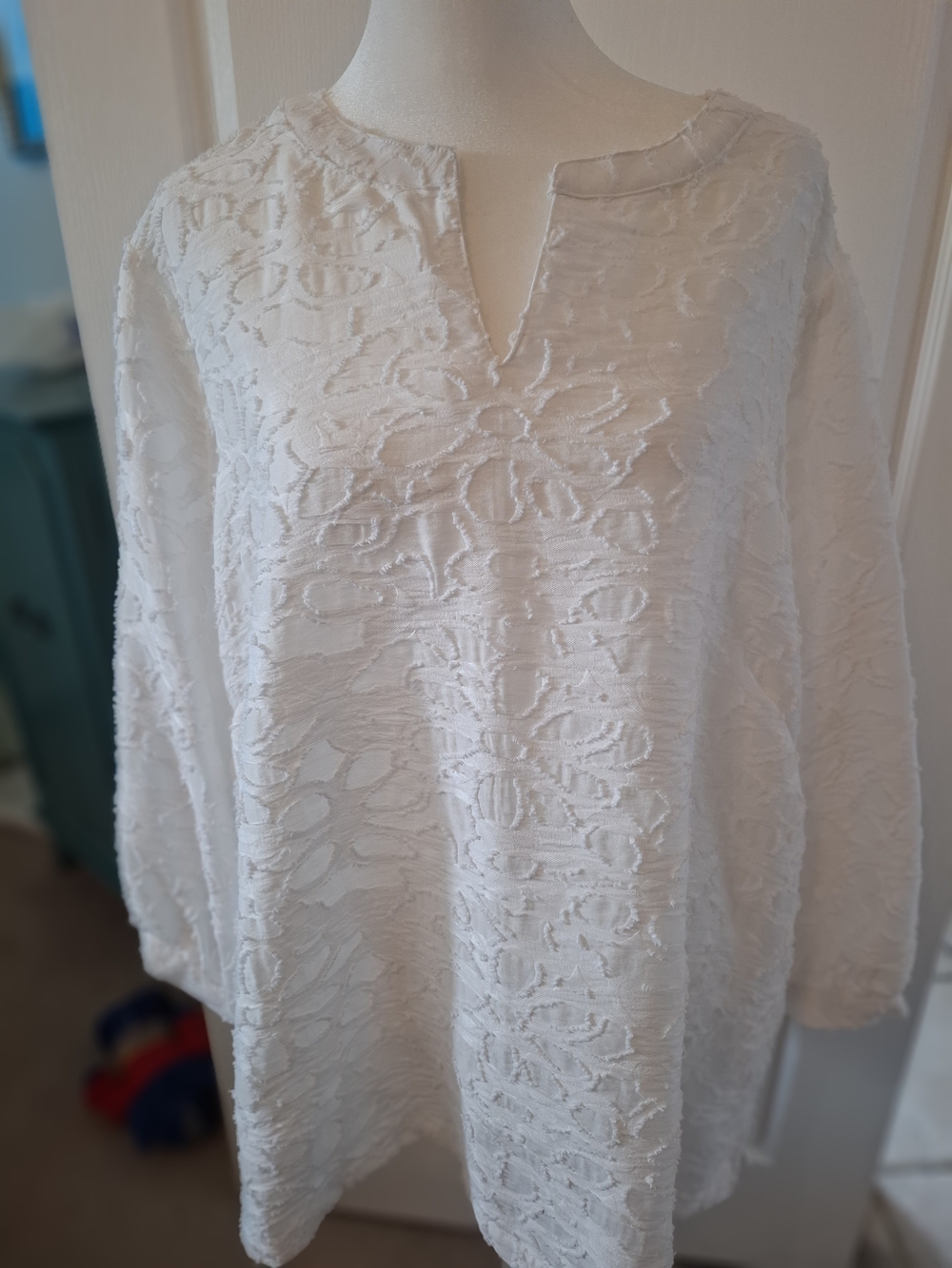 Ali Miles White Textured Split-Neck Tunic